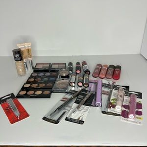 Lot of 28 Makeup Items Revlon LOreal Covergirl Almay Wet Wild Lipstick Eyeshadow